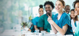 Colocación de enfermería para una carrera sanitaria satisfactoria - Interstaff Inc